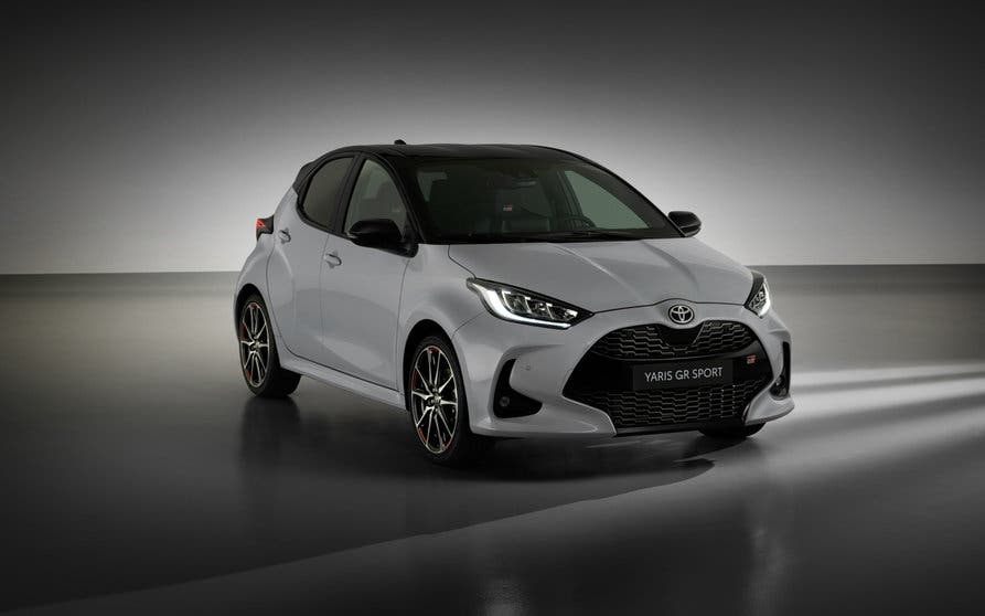 yaris - Toyota Yaris GR Sport 2021 (España) 2021120317412954403