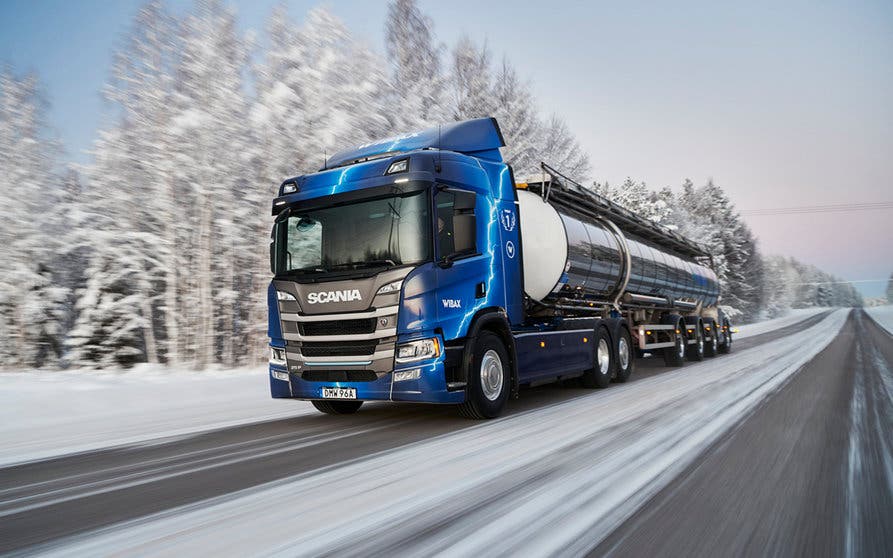 Scania 25 P BEV 6x2 bulk transport