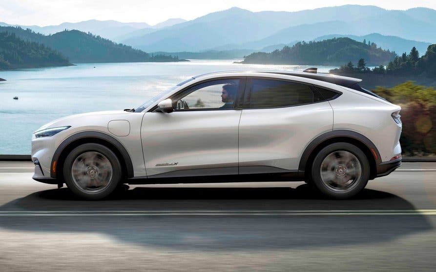 ¿Cuánto cuesta la batería de un Ford Mustang Mach-E?