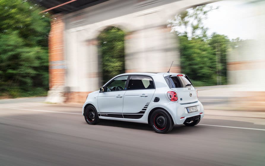 Smart ForFour eléctrico.