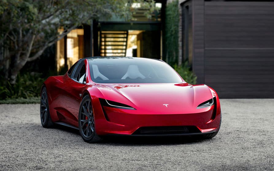 El Tesla Roadster se corona como el coche eléctrico más buscado de 2021