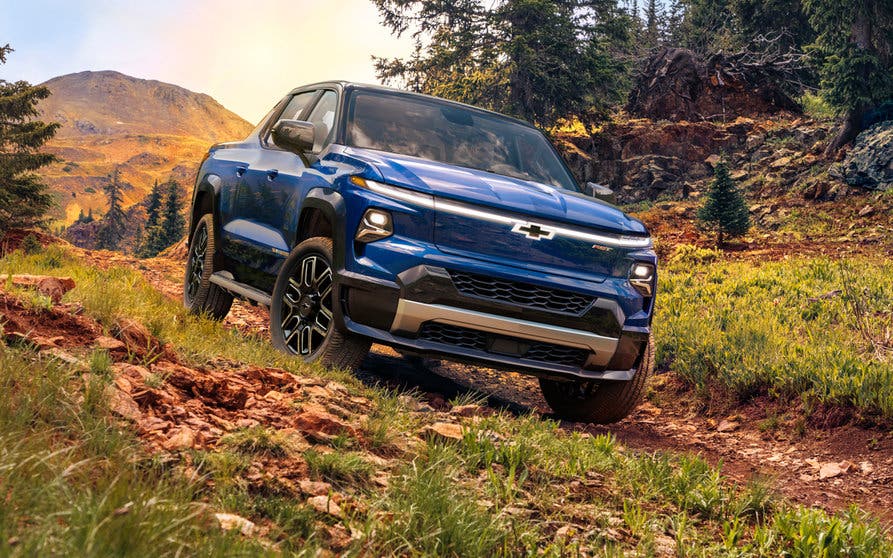 2024 Silverado EV RST