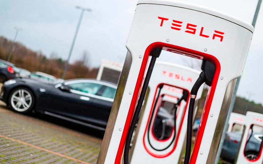Supercargadores Tesla Paises Bajos-portada