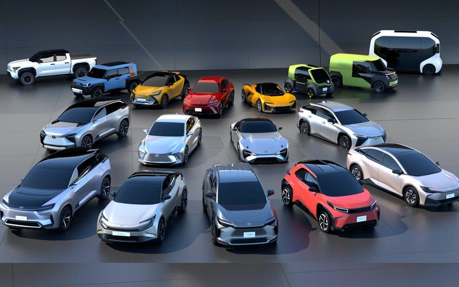 Los 16 coches eléctricos con los que Toyota sorprendió el pasado diciembre.
