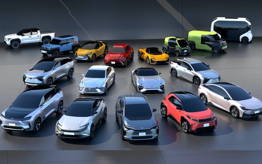 Los 16 coches eléctricos con los que Toyota sorprendió el pasado diciembre.
