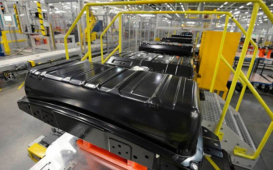 Baterias coches electricos aesc 1000 kilometros autonomia-portada