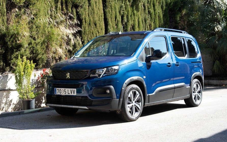 Peugeot_e-rifter_portada