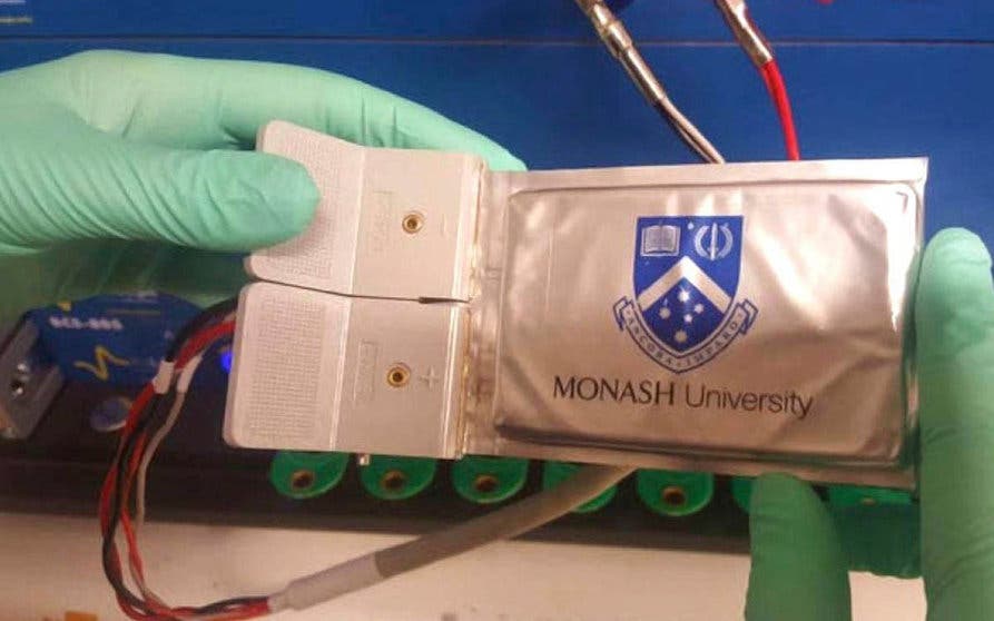 Baterias litio azufre capa separadora monash-portada