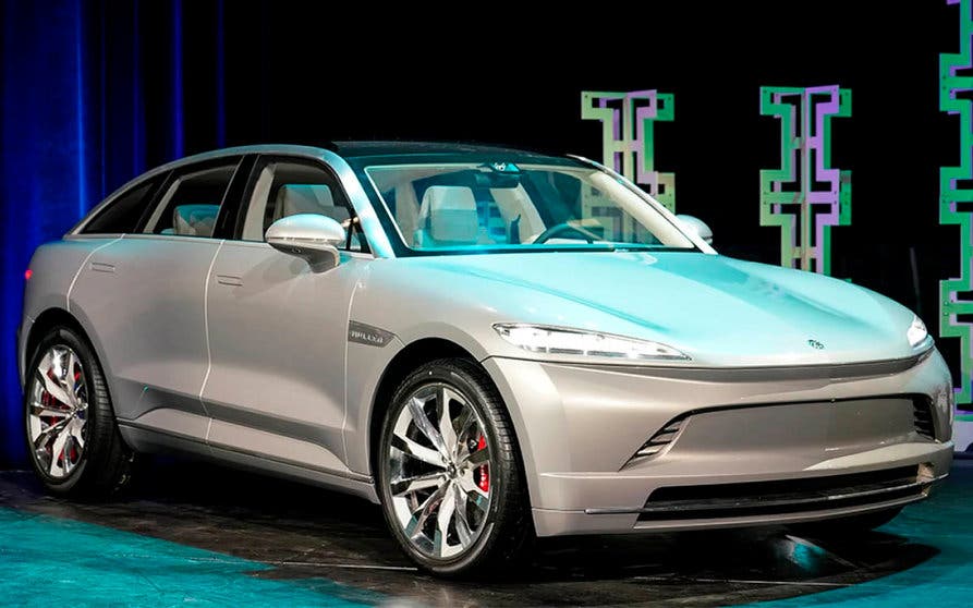 Mullen Technologies suv electrico baterias solidas-portada