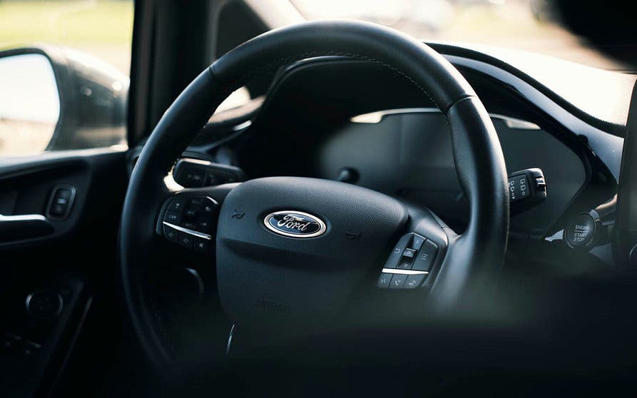 tecnologia capacitiva volante calefactado ford-portada