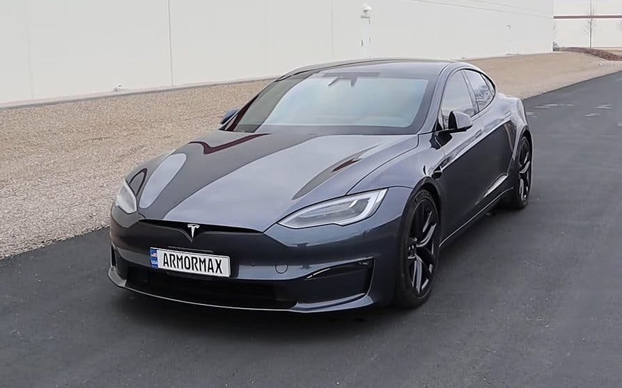 tesla-model-s-plaid-armormax