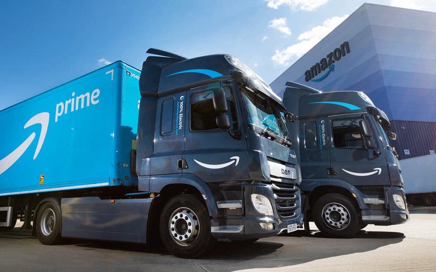 DAF Trucks entrega cinco camiones eléctricos de transporte a Amazon