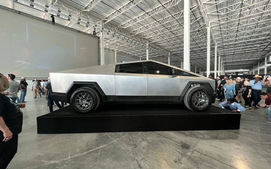 tesla-cybertruck_04