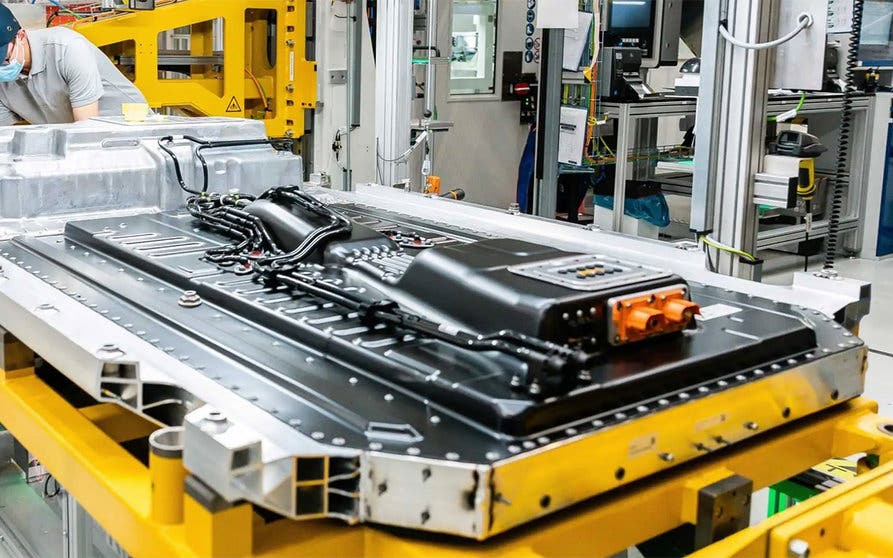 Benchmark estima una producción mundial de baterías que alcanzará los 6 GWh para 2030