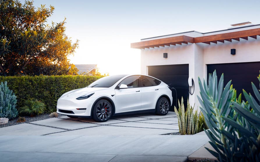 tesla-full-self-driving_02