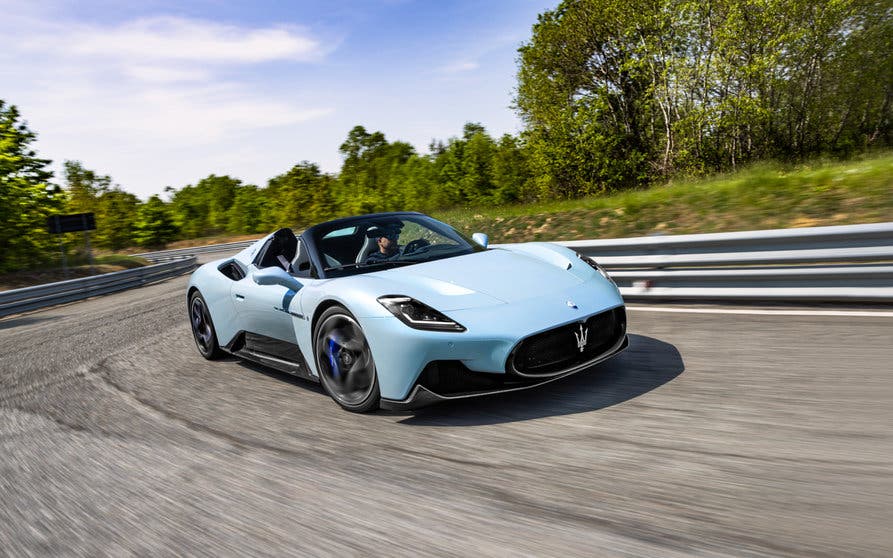 maserati-mc20-cielo-folgore_portada
