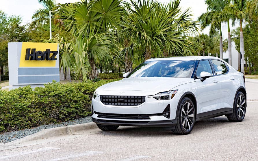 Polestar entrega las primeras unidades de su coche eléctrico a Hertz.