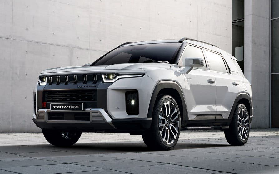 Ssangyong-Torres-Delantera
