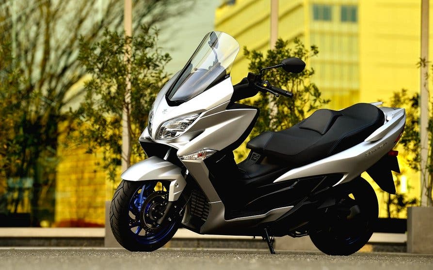 Suzuki Burgman 400 (imagen ilustrativa).