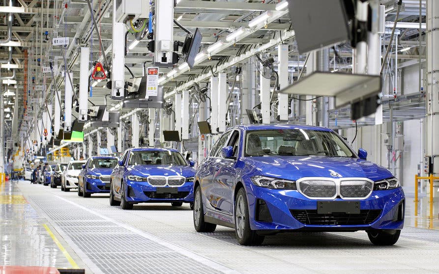BMW i3 chino.