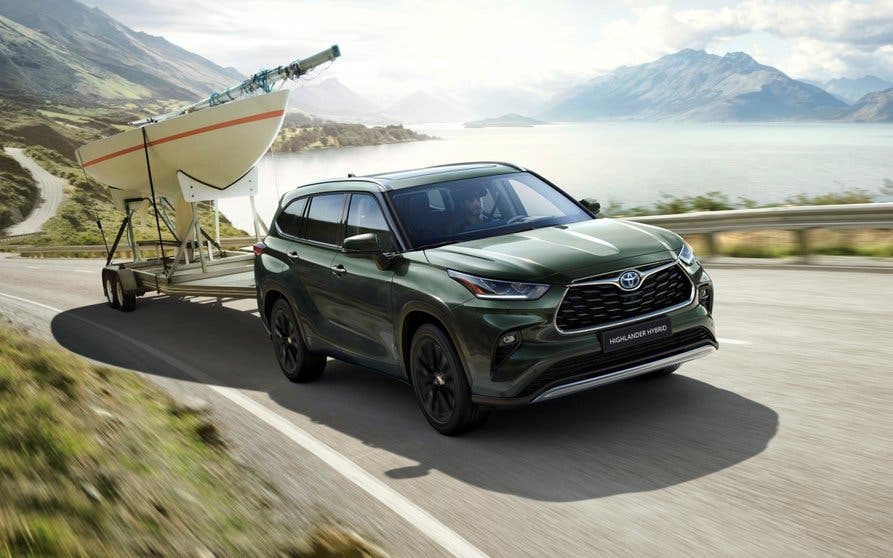Toyota-Highlander-2023_portada