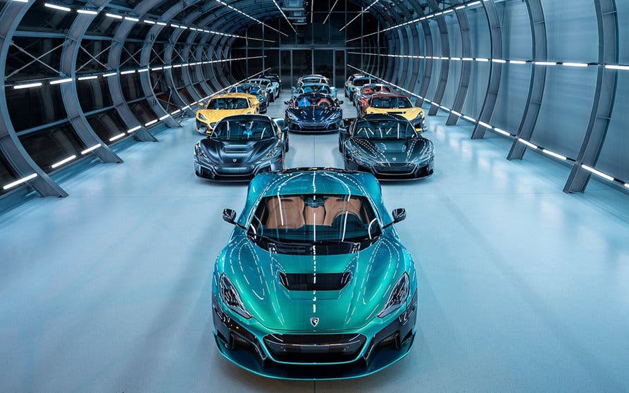 rimac-nevera-production-begins_100847490_h
