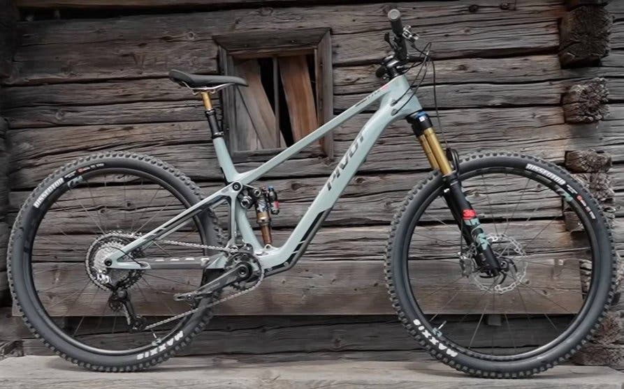 Pivot Shuttle SL.