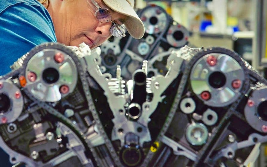 Motor de Toyota de gran cilindrada en producción.