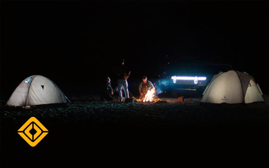 camp mode modo campamento rivian r1t r1s-portada
