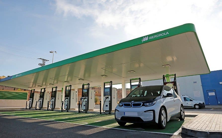 Punto-Carga-Iberdrola