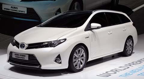 Toyota presentará el concepto i-Road y el Auris Touring Sports en Ginebra