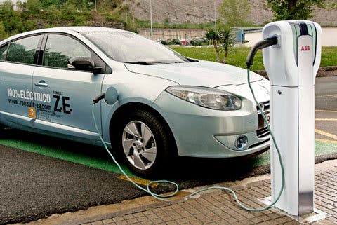 ABB inicia la comercialización de puntos de recarga para vehículos eléctricos