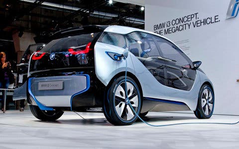 BMW i3 listo para el baile de final de curso