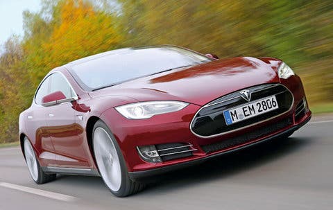 Tesla Motors, Elon Musk y el Model S por las nubes