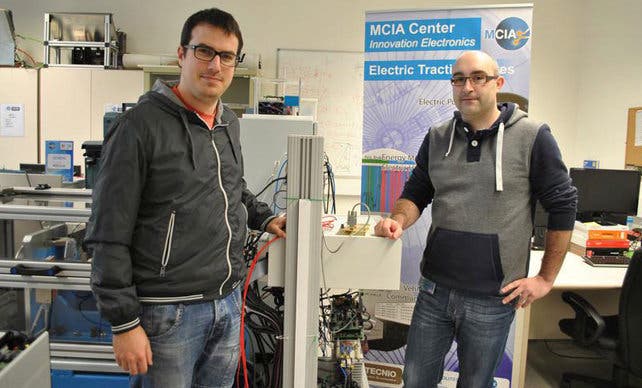 Los investigadores Marco Castilla, del Centro Tecnológico de Manresa, y Vicente Sala, de la Universidad Politécnica de Cataluña.