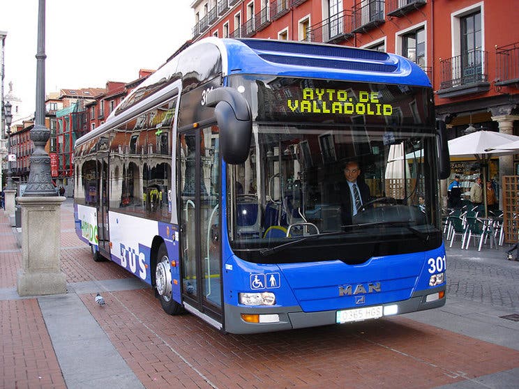 274871-Autobús híbrido imp 233