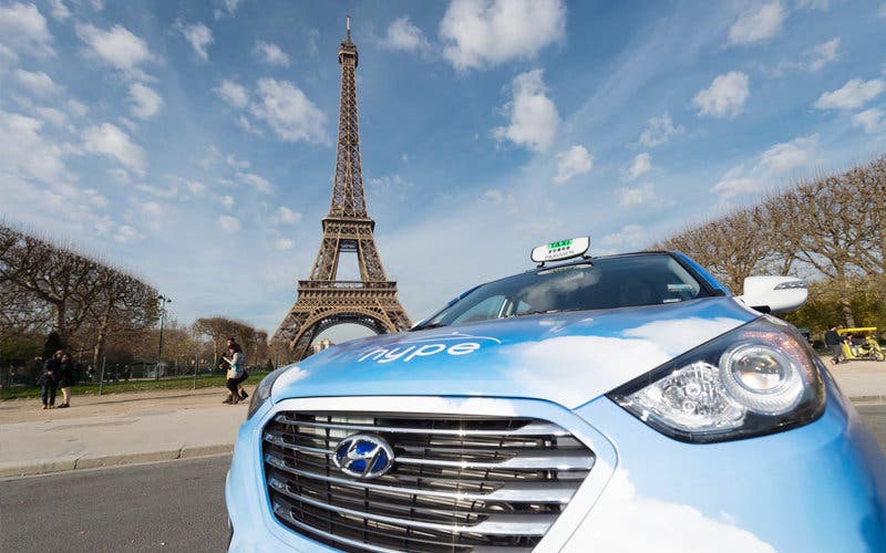 paris-hyndai-taxi-electrico