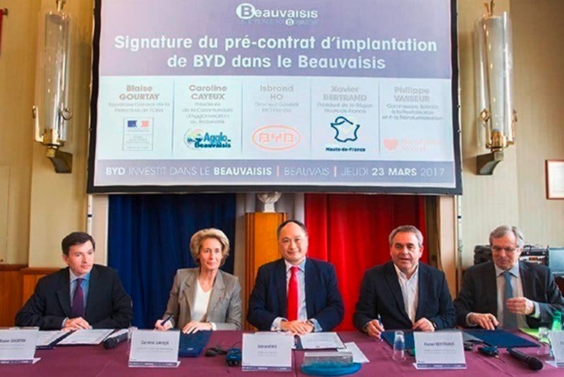 Concept EQ, Exterieur ;
Concept EQ, exterior;