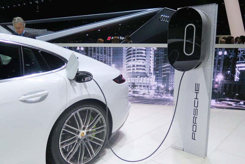Concept EQ, Exterieur ;
Concept EQ, exterior;
