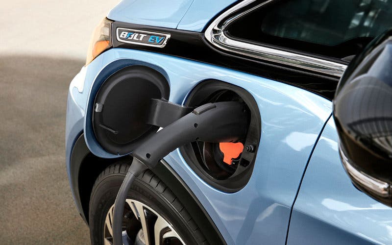 2017 Chevrolet Bolt electric vehicle being charged 2017 Chevrolet Bolt EV
Uploaded external by: Malloy, Gerry
