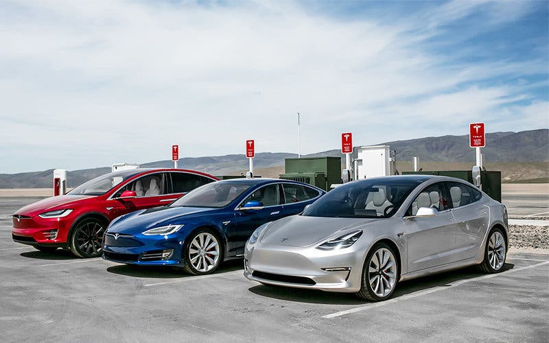 Los Tesla Model X, S y 3 son los coches eléctricos más vendidos de EE.UU.