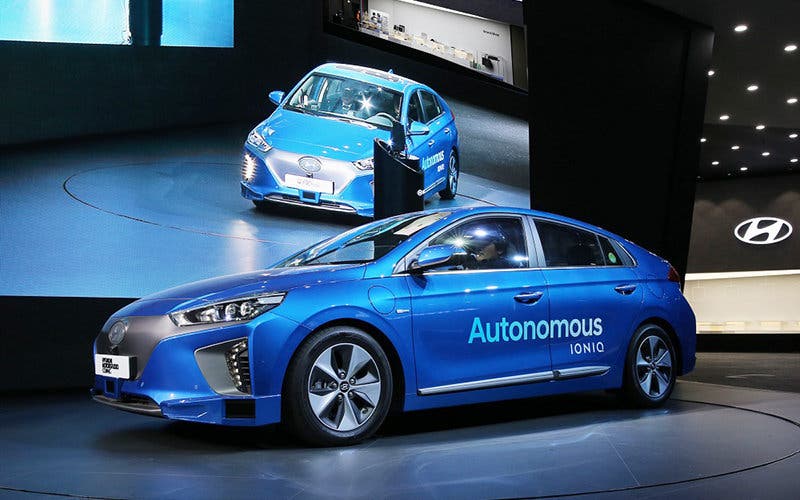 Hyundai-Seoul-Motor-hyundai-IONIQ-autonomo