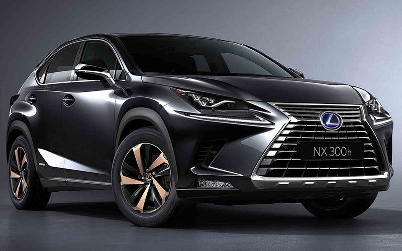 2018-Lexus-NX-300h-front-three-quarter-02