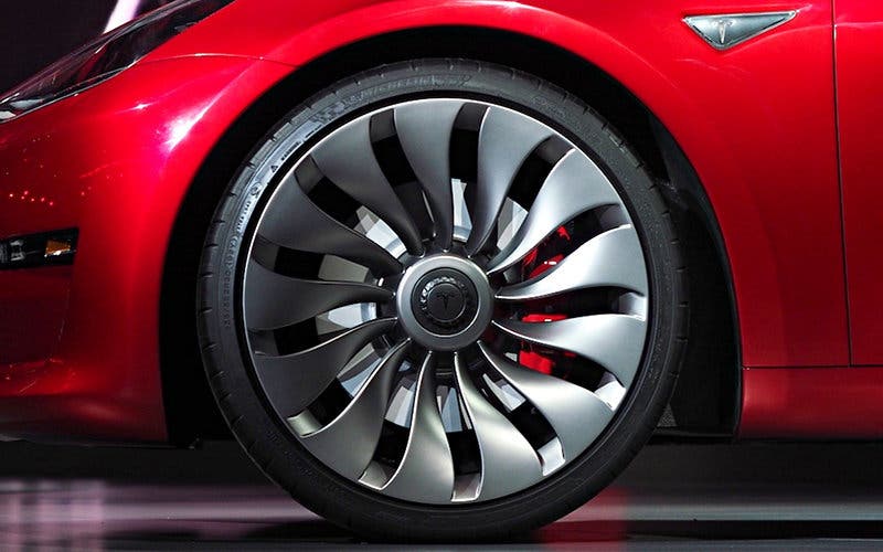 tesla-model-3-wheels-20-inch-michelin-tires