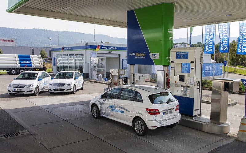 Grand_opening_of_the_hydrogen_filling_station_in_Metzingen