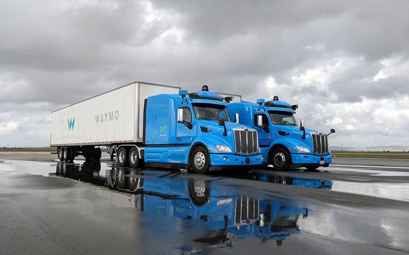 Waymo_truck_rain.0