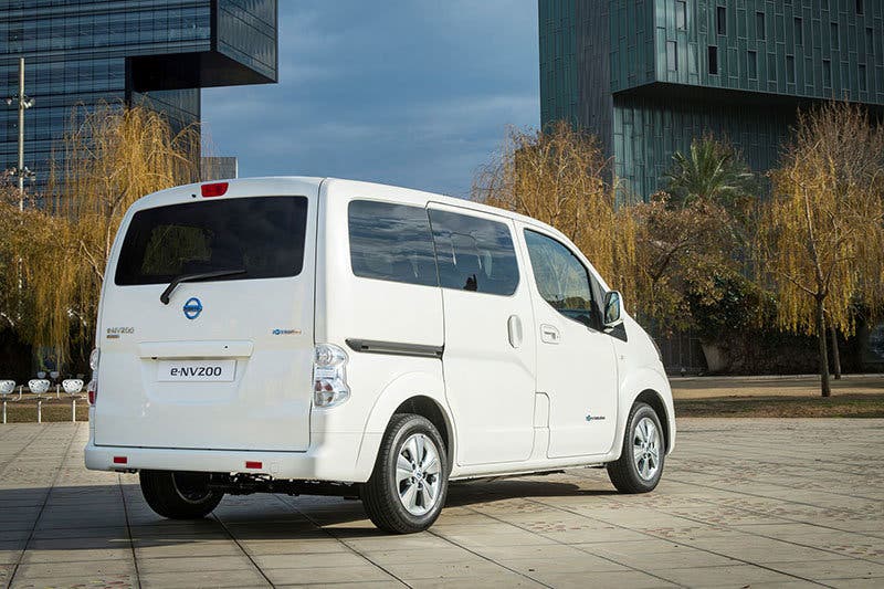 2018-nissan-env200-electric-van-gets-60-increase-in-driving-range-throughout-2018-nissan-env200