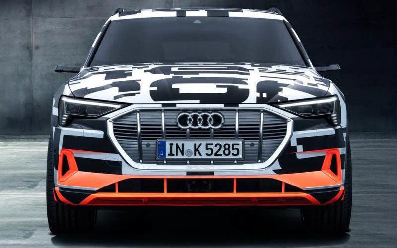 Audi-e-tron-Concept-2018-parrilla