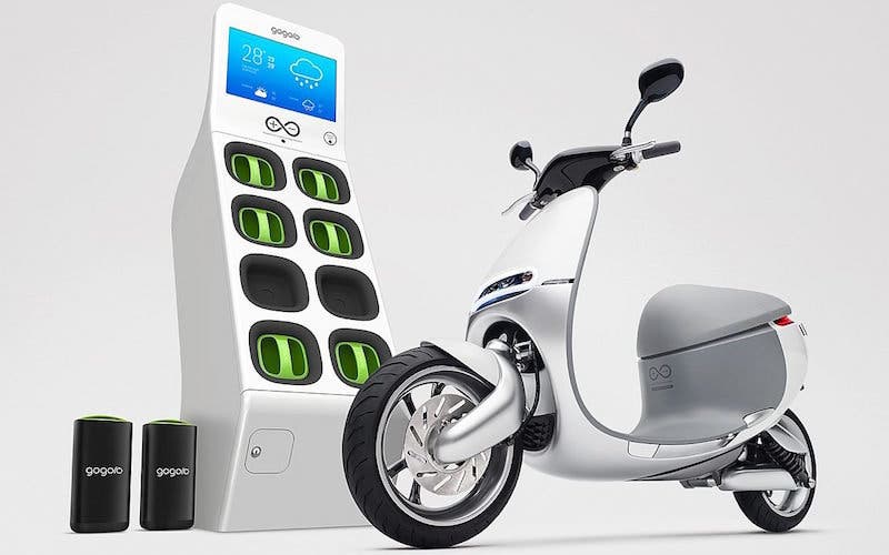 gogoro-family-shot