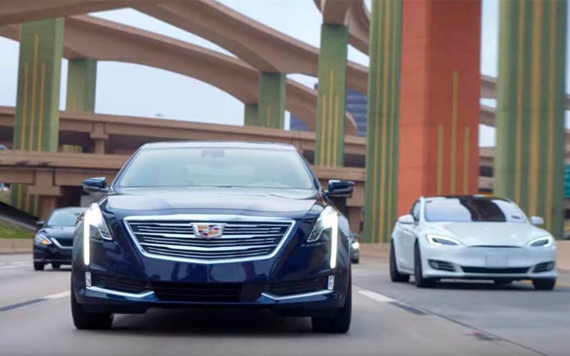 Comparativa de sistemas de conducción autónoma, Cadillac, Tesla, Nissan y Volvo